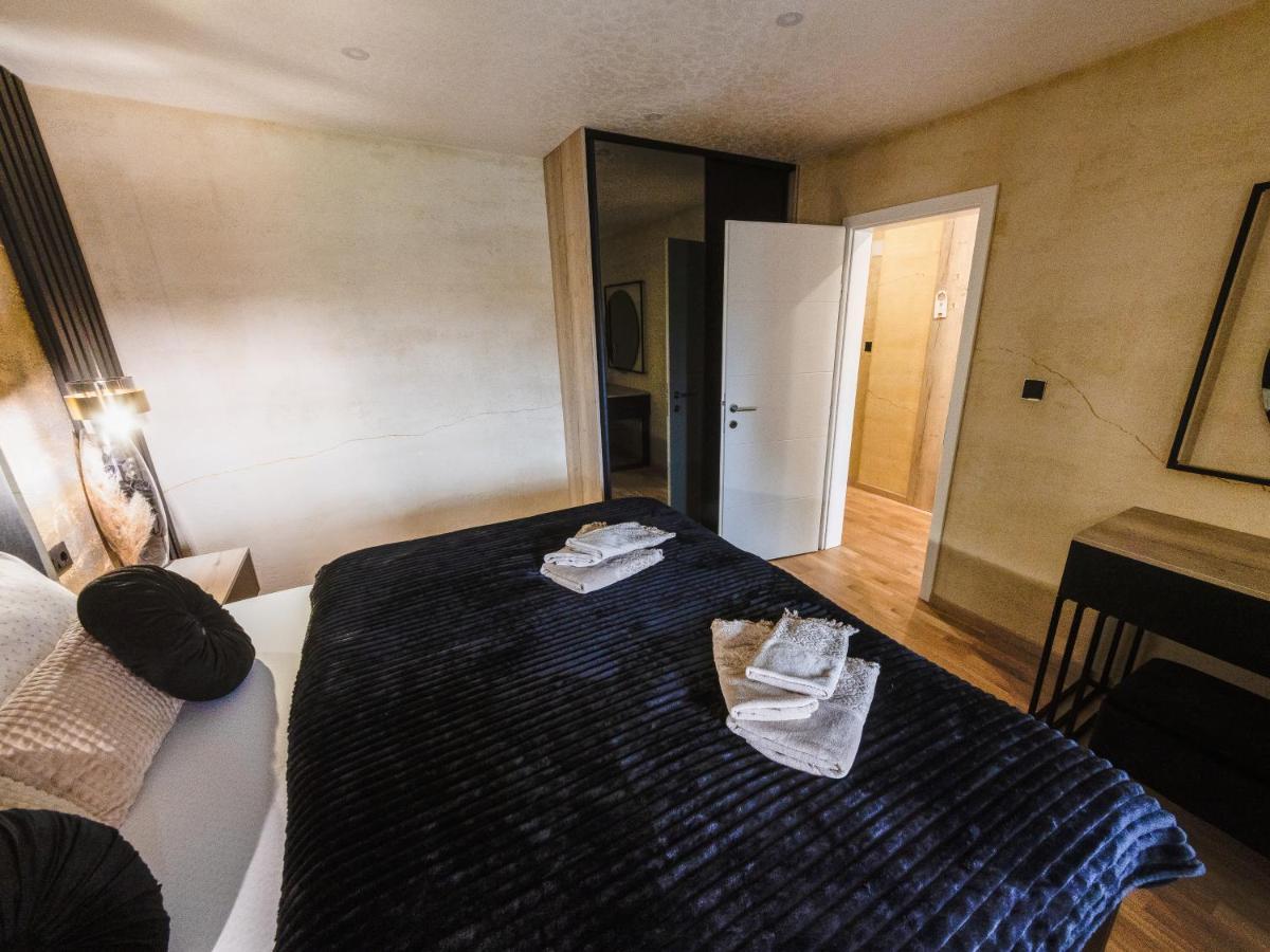 Apartman Stari Toranj II Leilighet Vukovar Eksteriør bilde
