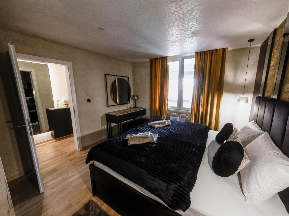 Apartman Stari Toranj II Leilighet Vukovar Eksteriør bilde