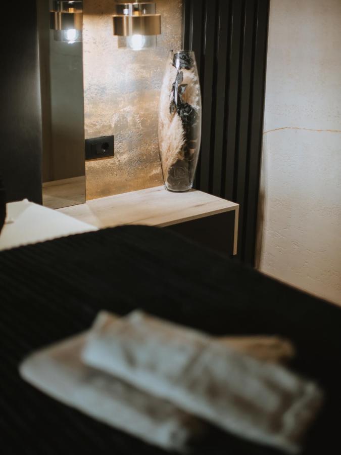 Apartman Stari Toranj II Leilighet Vukovar Eksteriør bilde