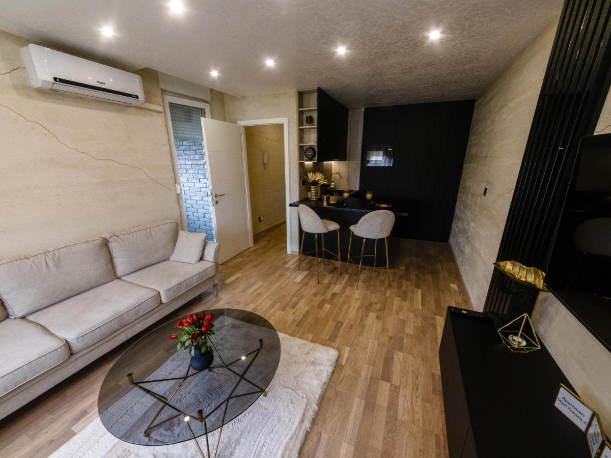 Apartman Stari Toranj II Leilighet Vukovar Eksteriør bilde